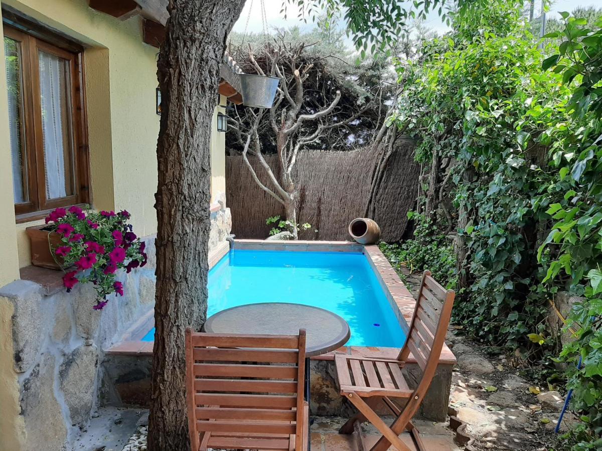 Acogedora Casa Rural En La Sierra De Madrid Матаэльпино Экстерьер фото